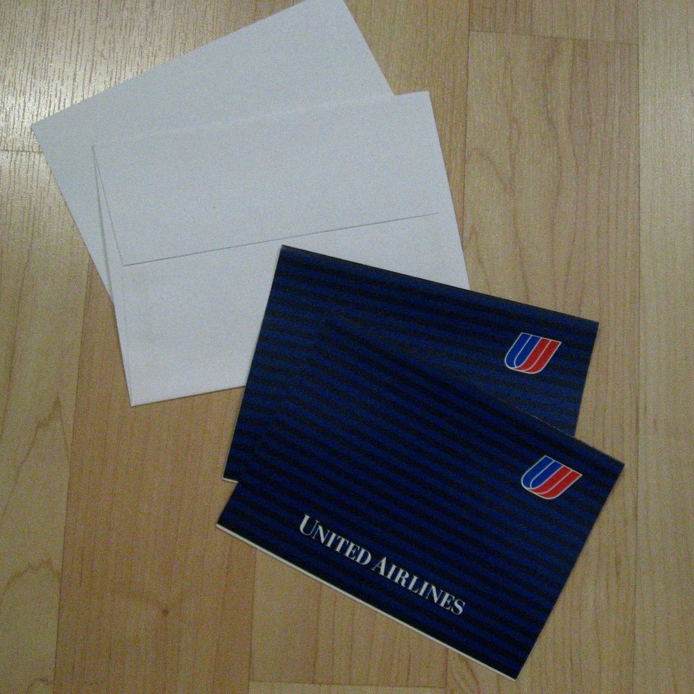 ✈️ United Airlines Vintage 1993 Greeting Cards